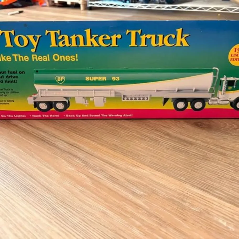 1994 BP Toy Tanker Truck Limited Edition